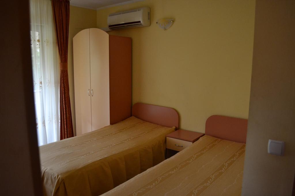 Pension Coral Baia Mare Chambre photo