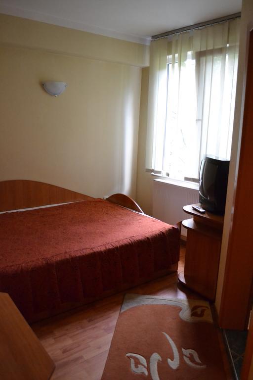 Pension Coral Baia Mare Chambre photo